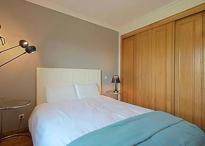 Gruenes Avila By Interhome